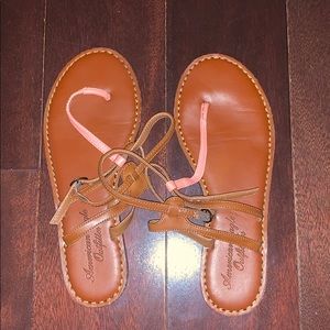 American Eagle sandals